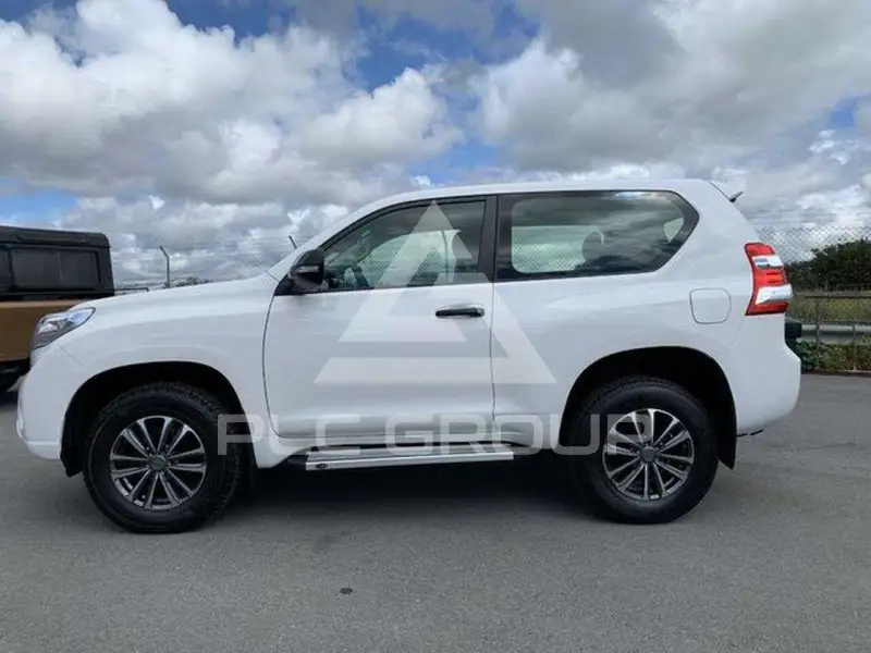 2016 Toyota LAND CRUISER