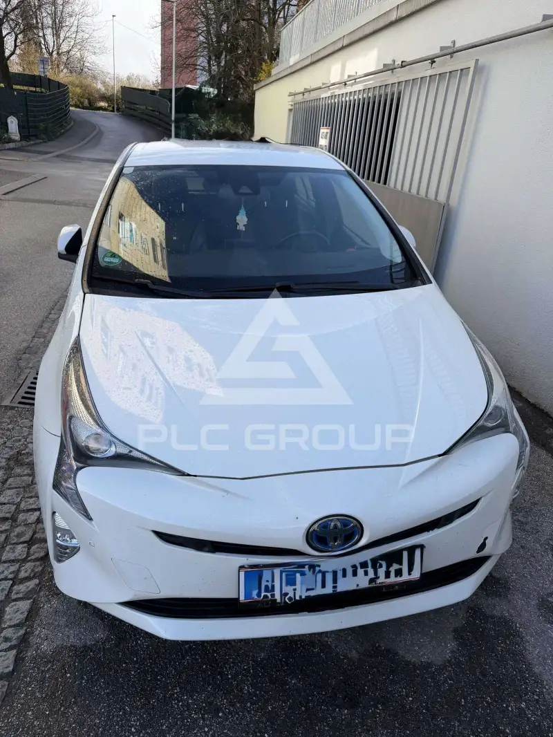 2016 Toyota PRIUS