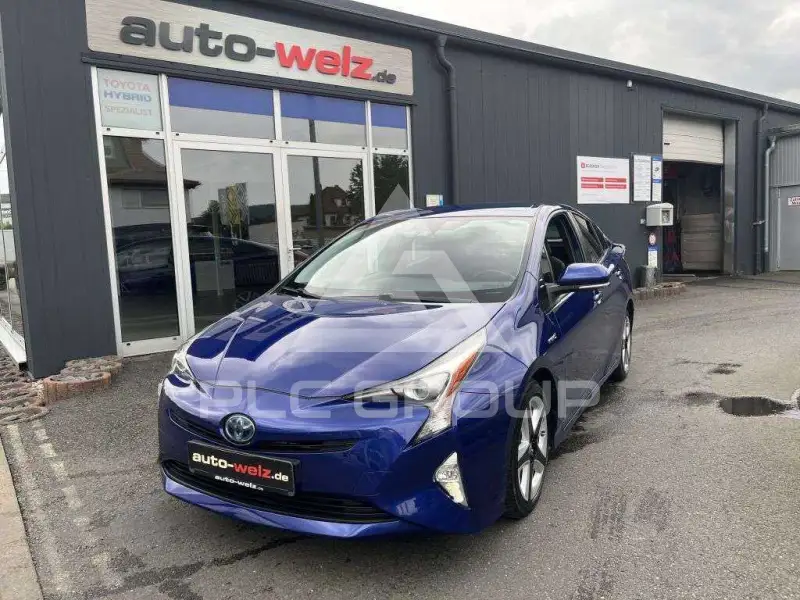 2016 Toyota PRIUS