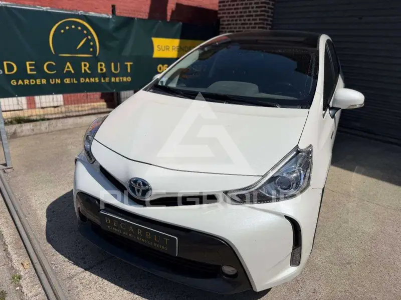 2016 Toyota PRIUS