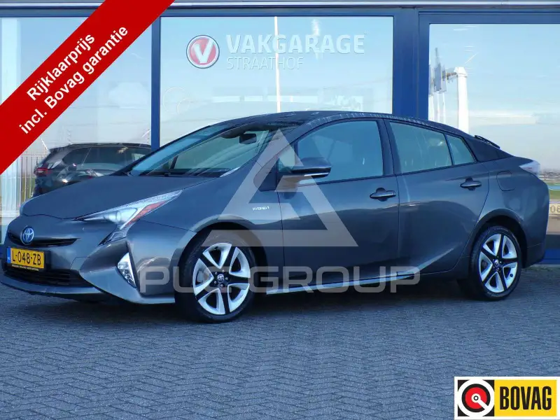 2016 Toyota PRIUS