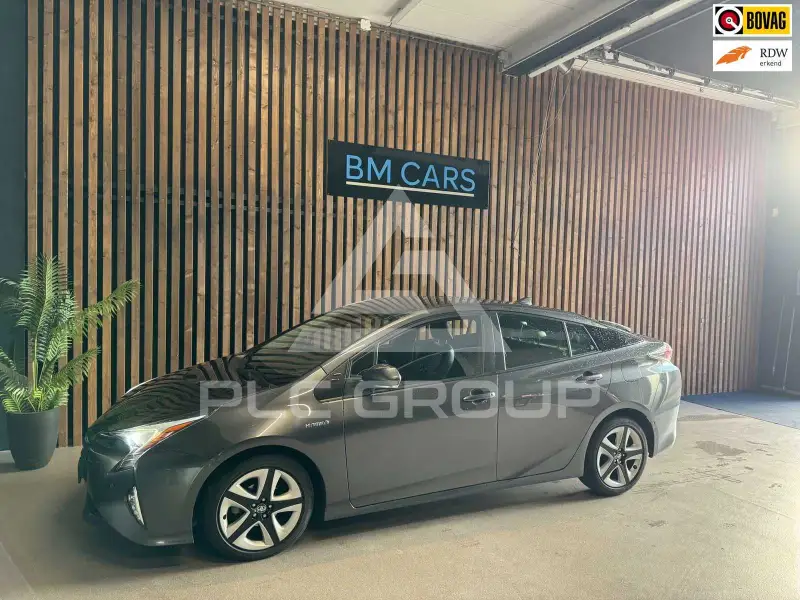 2016 Toyota PRIUS