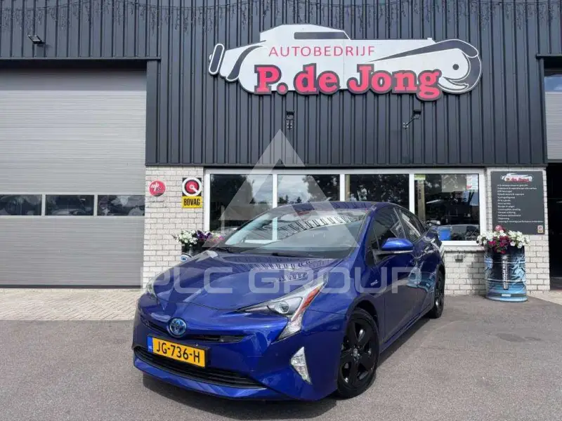2016 Toyota PRIUS