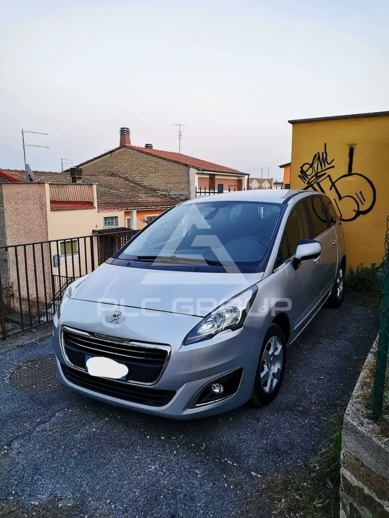 2016 Peugeot 5008