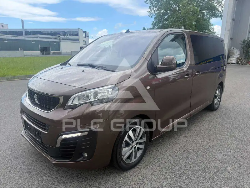 2016 Peugeot Traveller