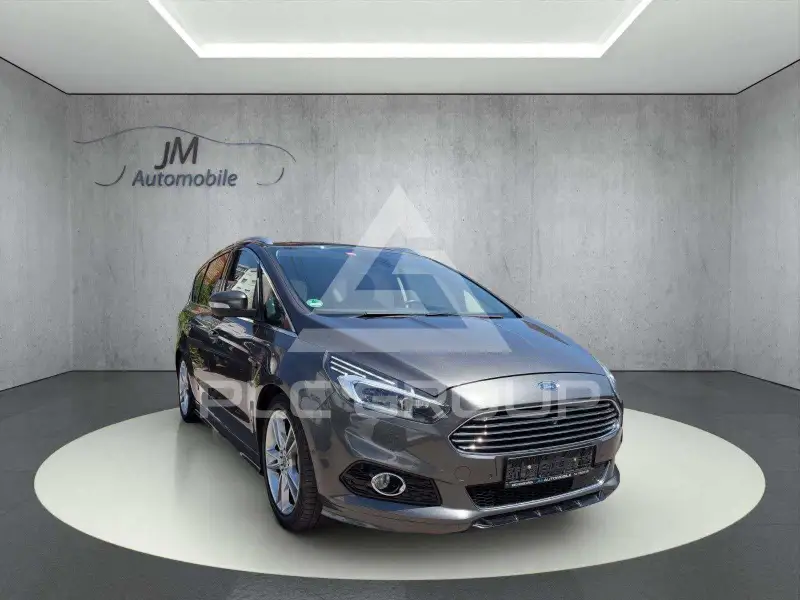 2016 Ford S-Max