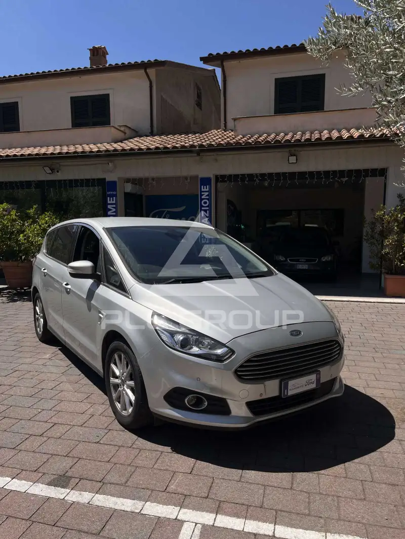 2016 Ford S-Max