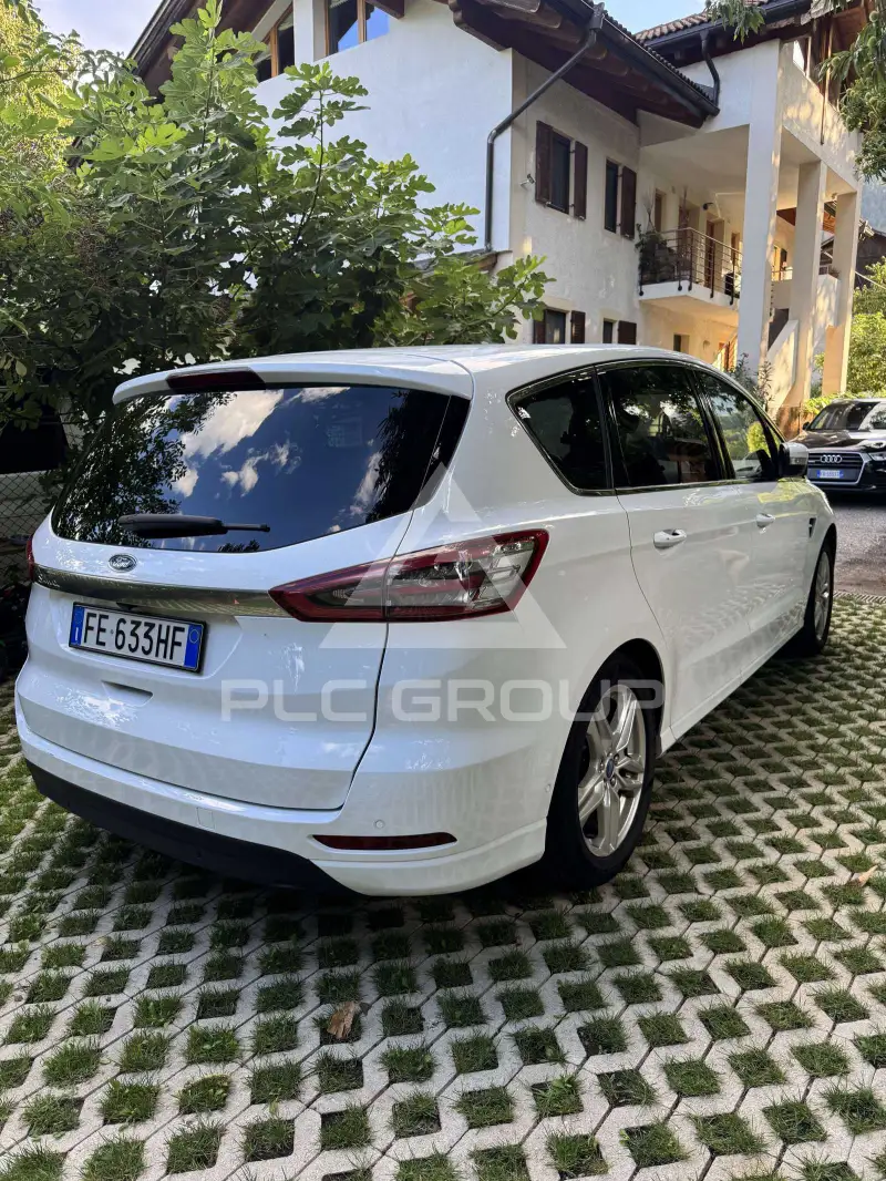 2016 Ford S-Max