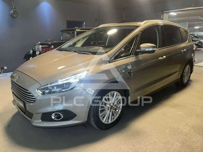 2016 Ford S-Max