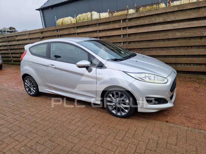 2016 Ford FIESTA