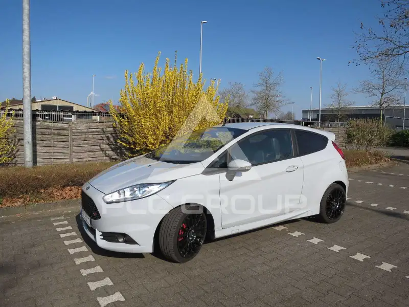 2016 Ford FIESTA