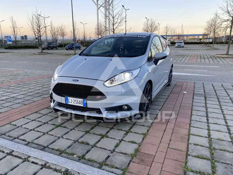 2016 Ford FIESTA