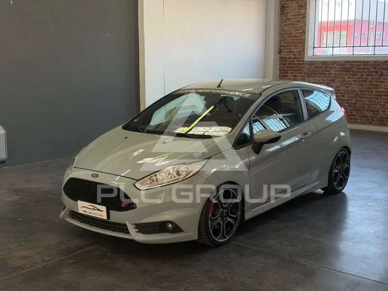 2016 Ford FIESTA