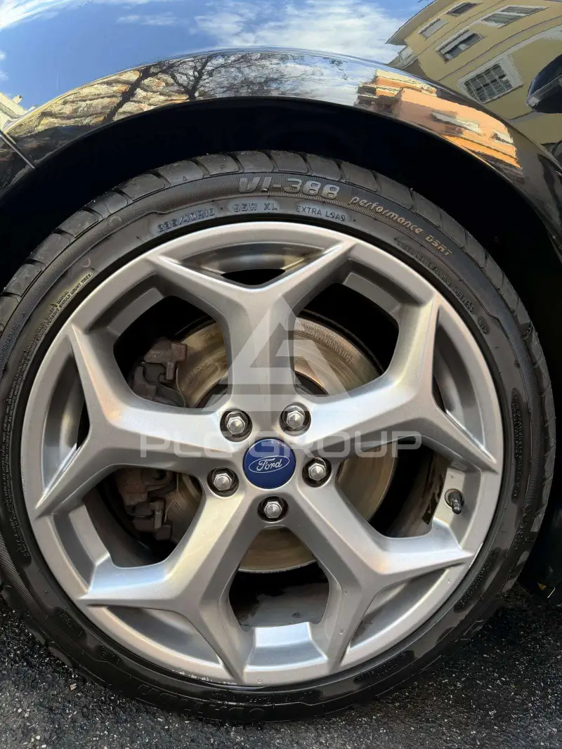 2016 Ford FOCUS