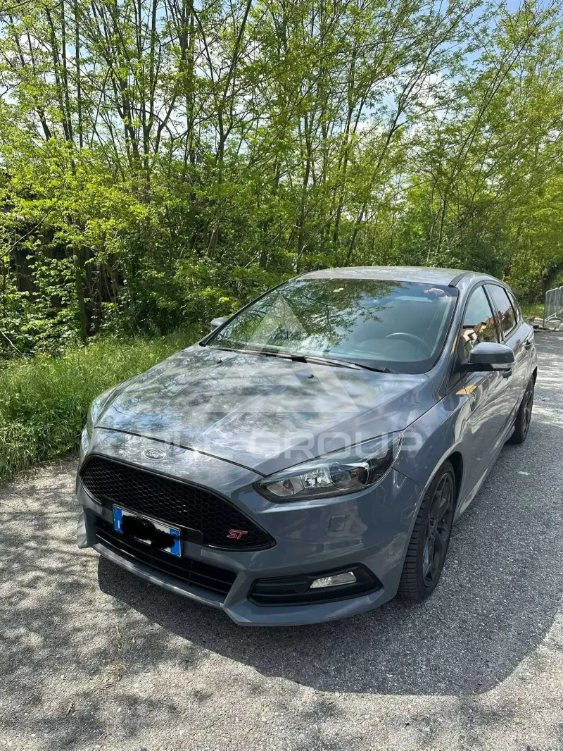 2016 Ford FOCUS