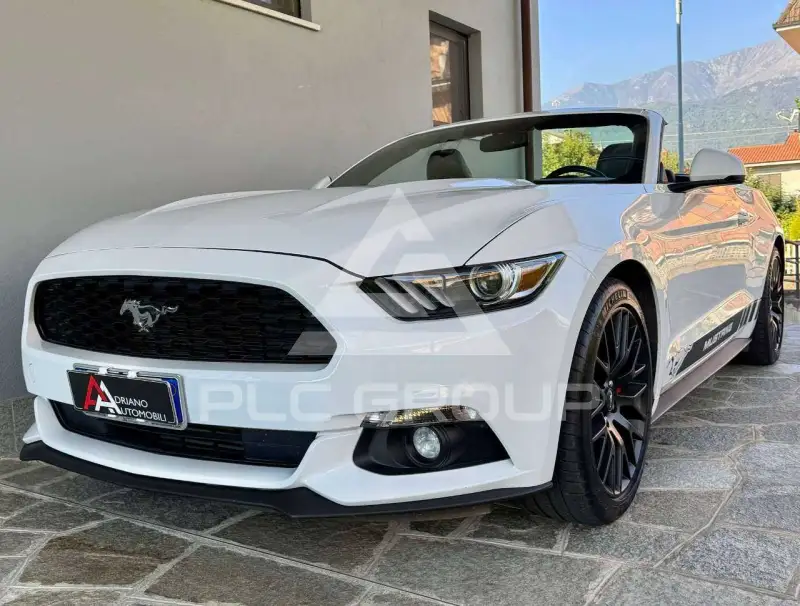 2016 Ford MUSTANG