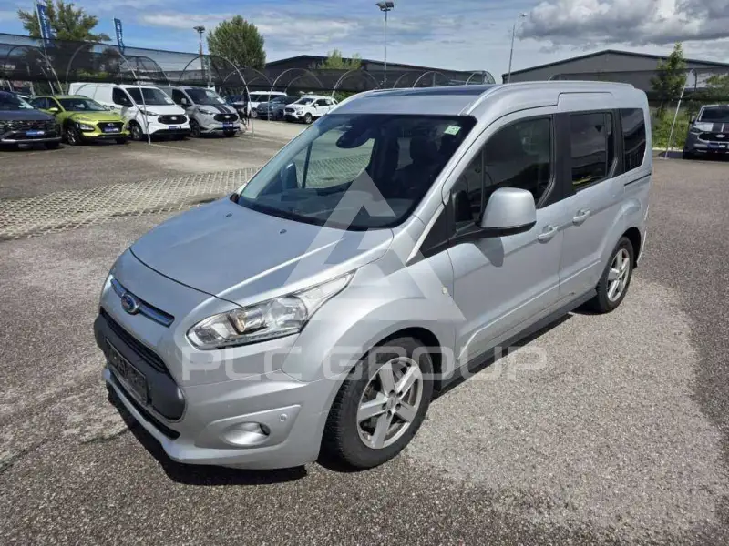 2016 Ford Tourneo