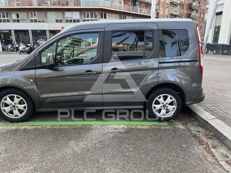 2016 Ford Tourneo