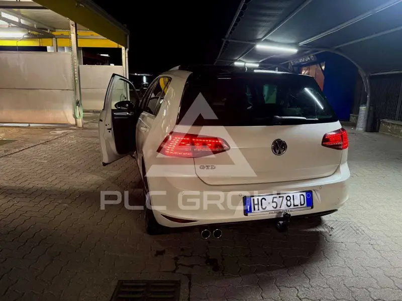 2016 Volkswagen GOLF