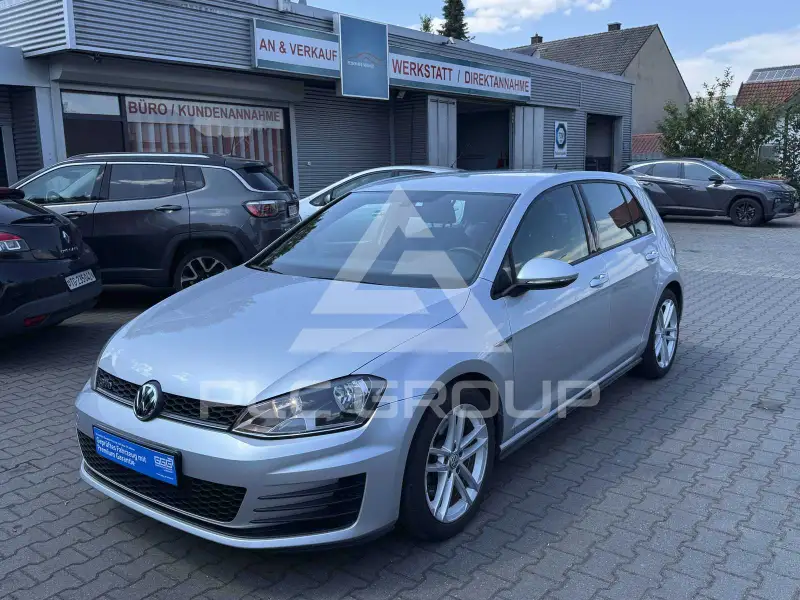 2016 Volkswagen GOLF