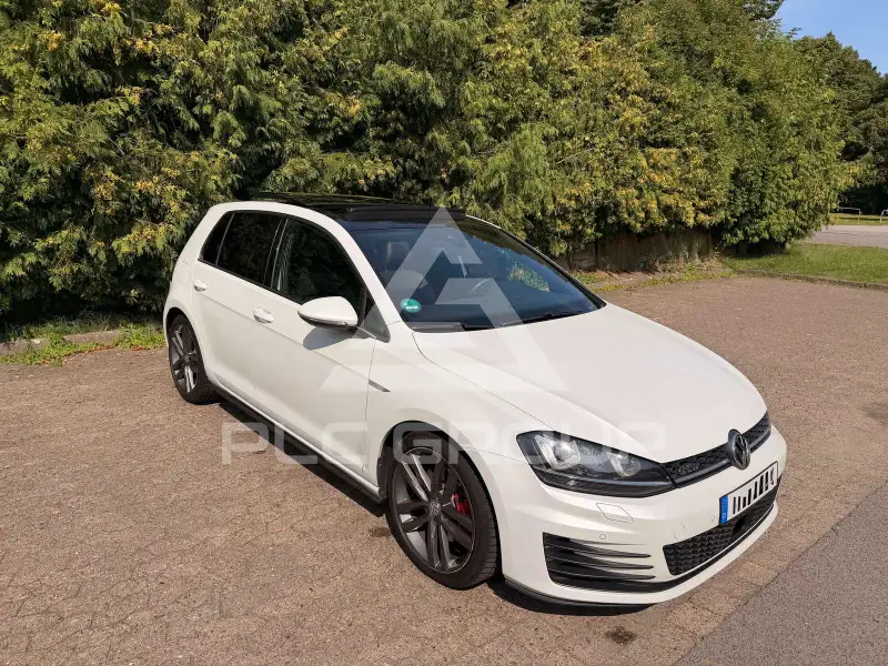 2016 Volkswagen GOLF