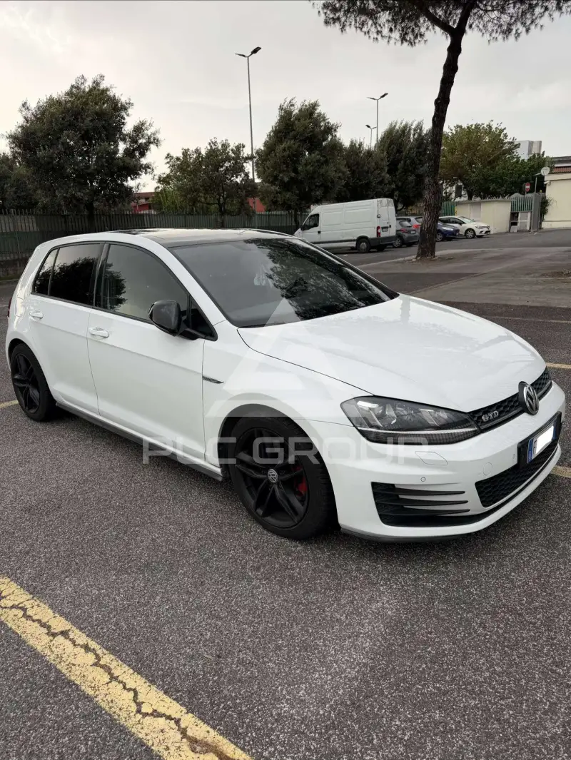 2016 Volkswagen GOLF