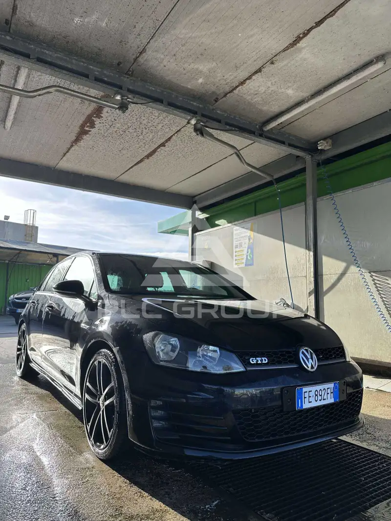 2016 Volkswagen GOLF