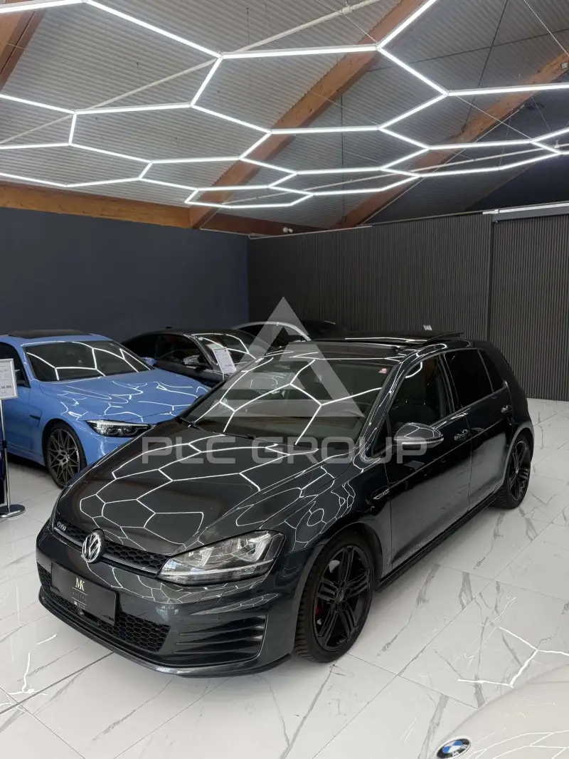 2016 Volkswagen GOLF