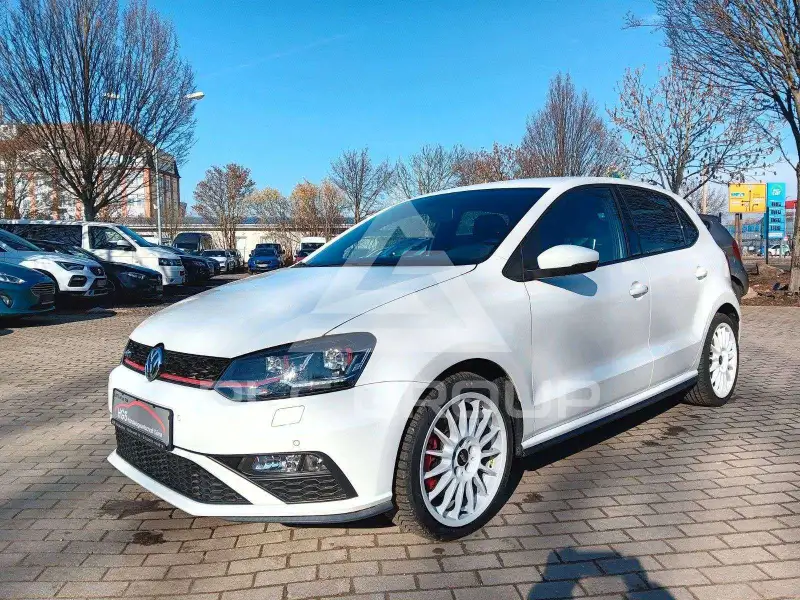 2016 Volkswagen Polo