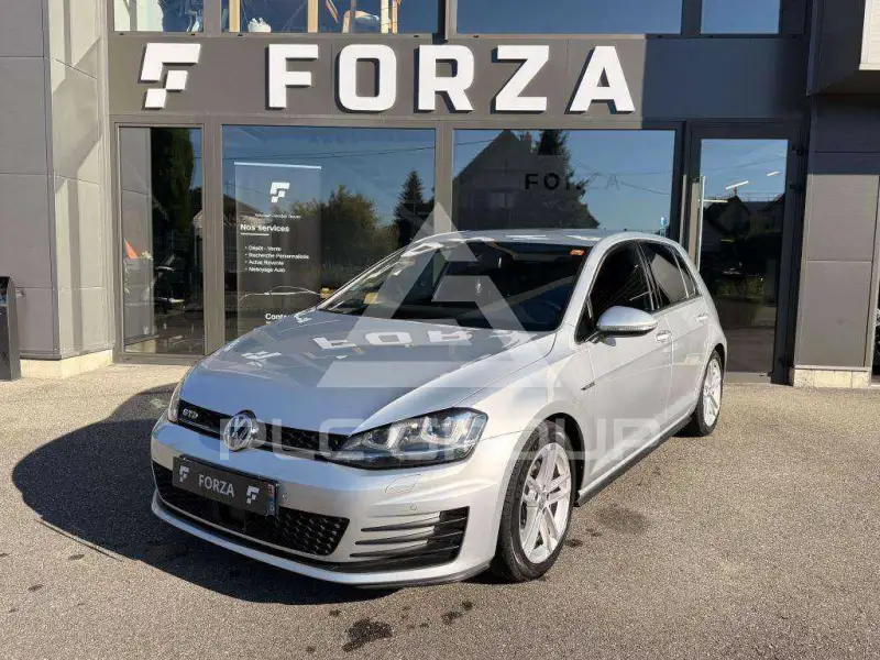 2016 Volkswagen GOLF
