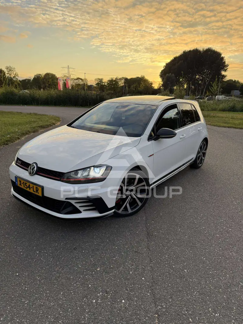 2016 Volkswagen GOLF