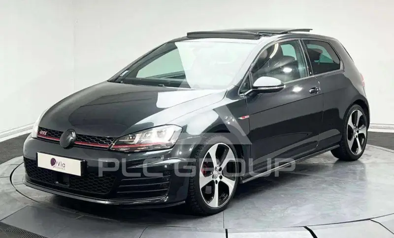 2016 Volkswagen GOLF