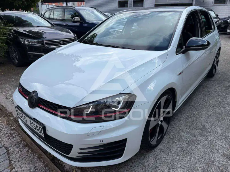 2016 Volkswagen GOLF