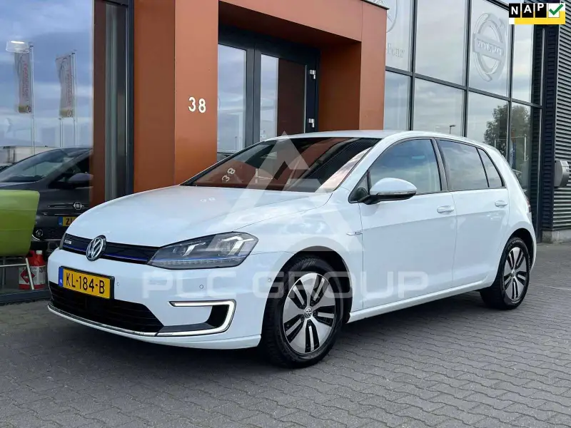 2016 Volkswagen E-Golf