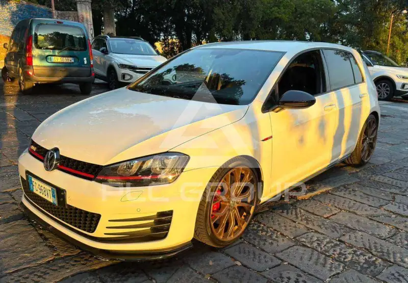 2016 Volkswagen GOLF