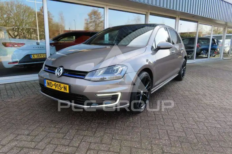 2016 Volkswagen GOLF