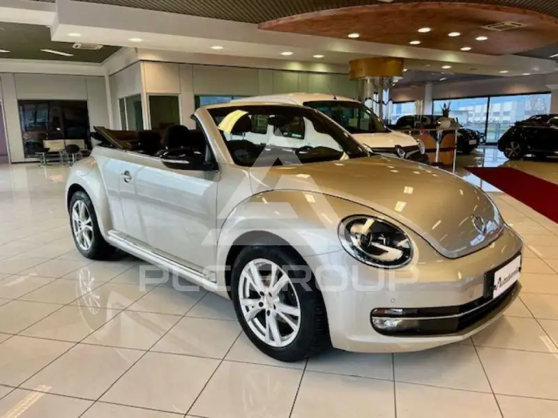 2016 Volkswagen BEETLE