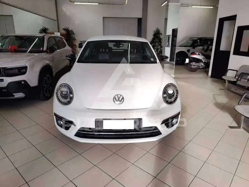 2016 Volkswagen BEETLE