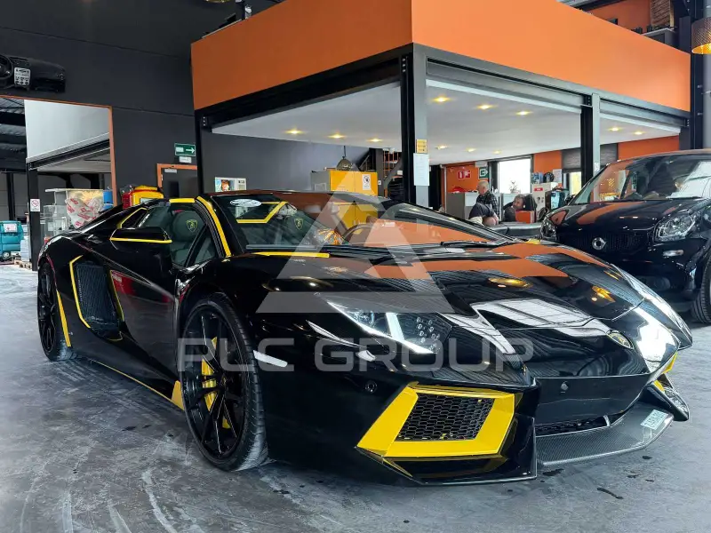 2016 Lamborghini Aventador