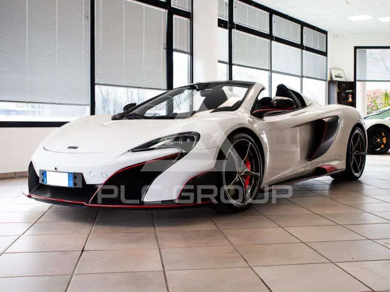 2016 McLaren 675LT