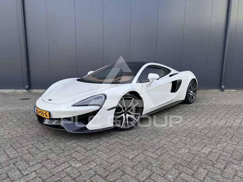 2016 McLaren 570GT