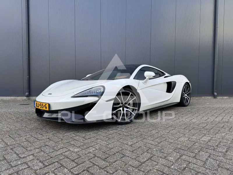 2016 McLaren 570GT