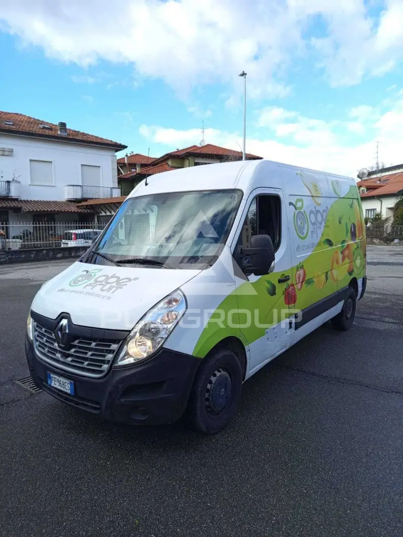 2016 Renault Master