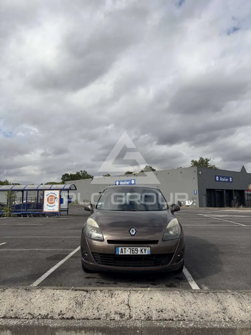 2016 Renault Grand Scenic