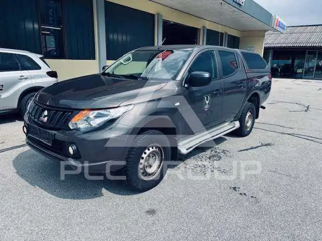 2017 Mitsubishi L200