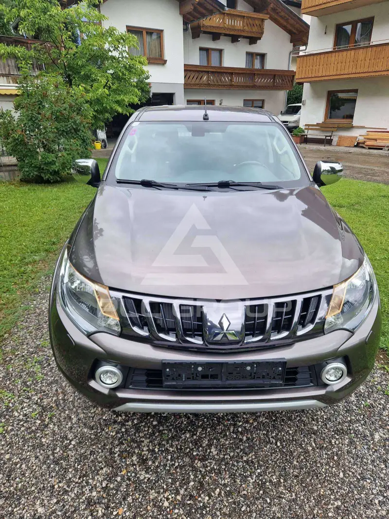 2017 Mitsubishi L200