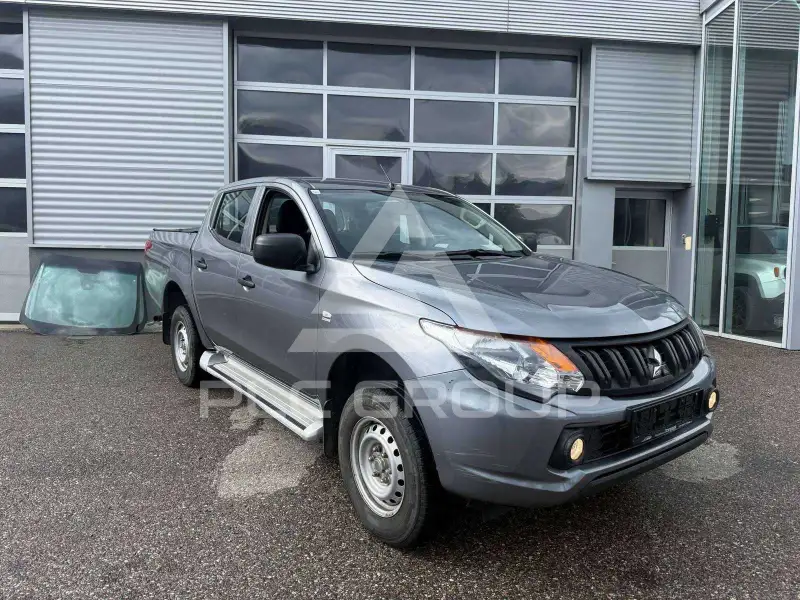 2017 Mitsubishi L200