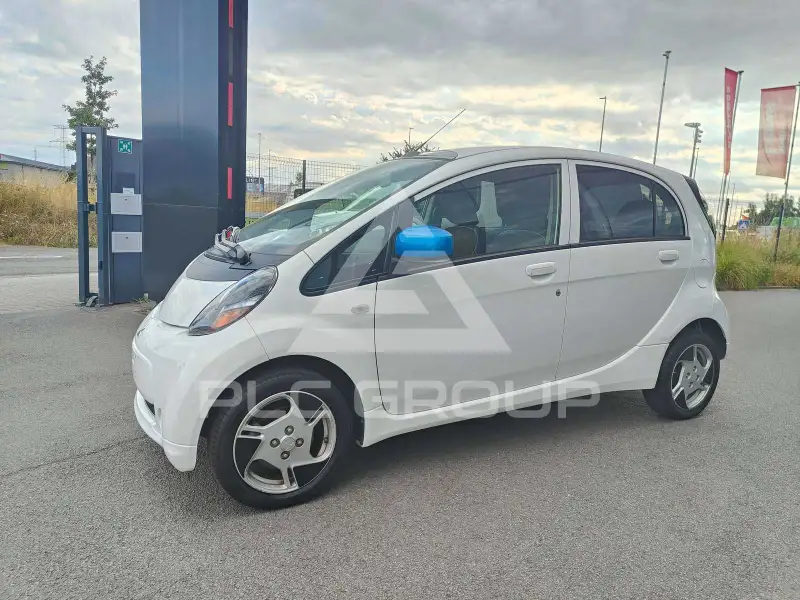 2017 Mitsubishi I MIEV