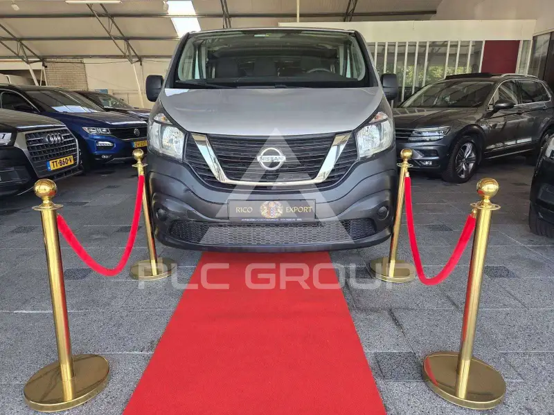 2017 Nissan NV 300