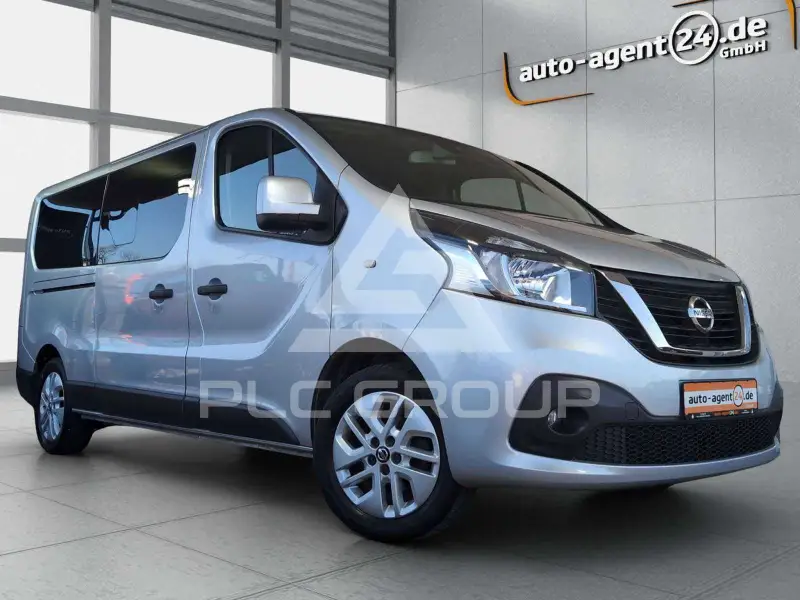 2017 Nissan NV 300